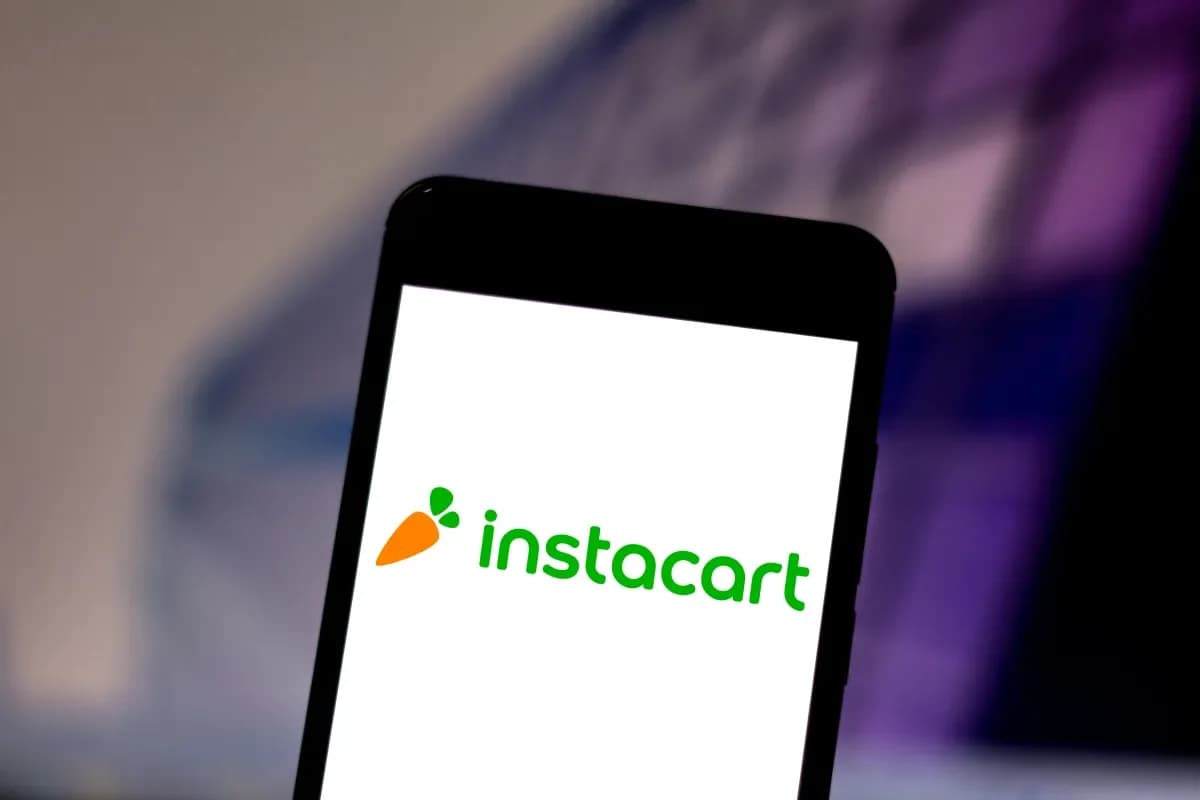 Instacart reportedly discussed selling itself with DoorDash and Uber
